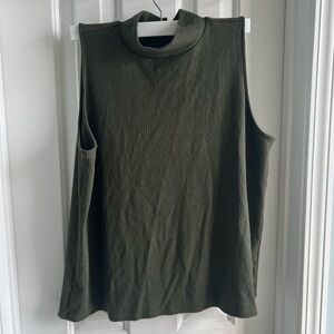 LOFT Green Sleeveless Muscle Tee with Mandarin Collar